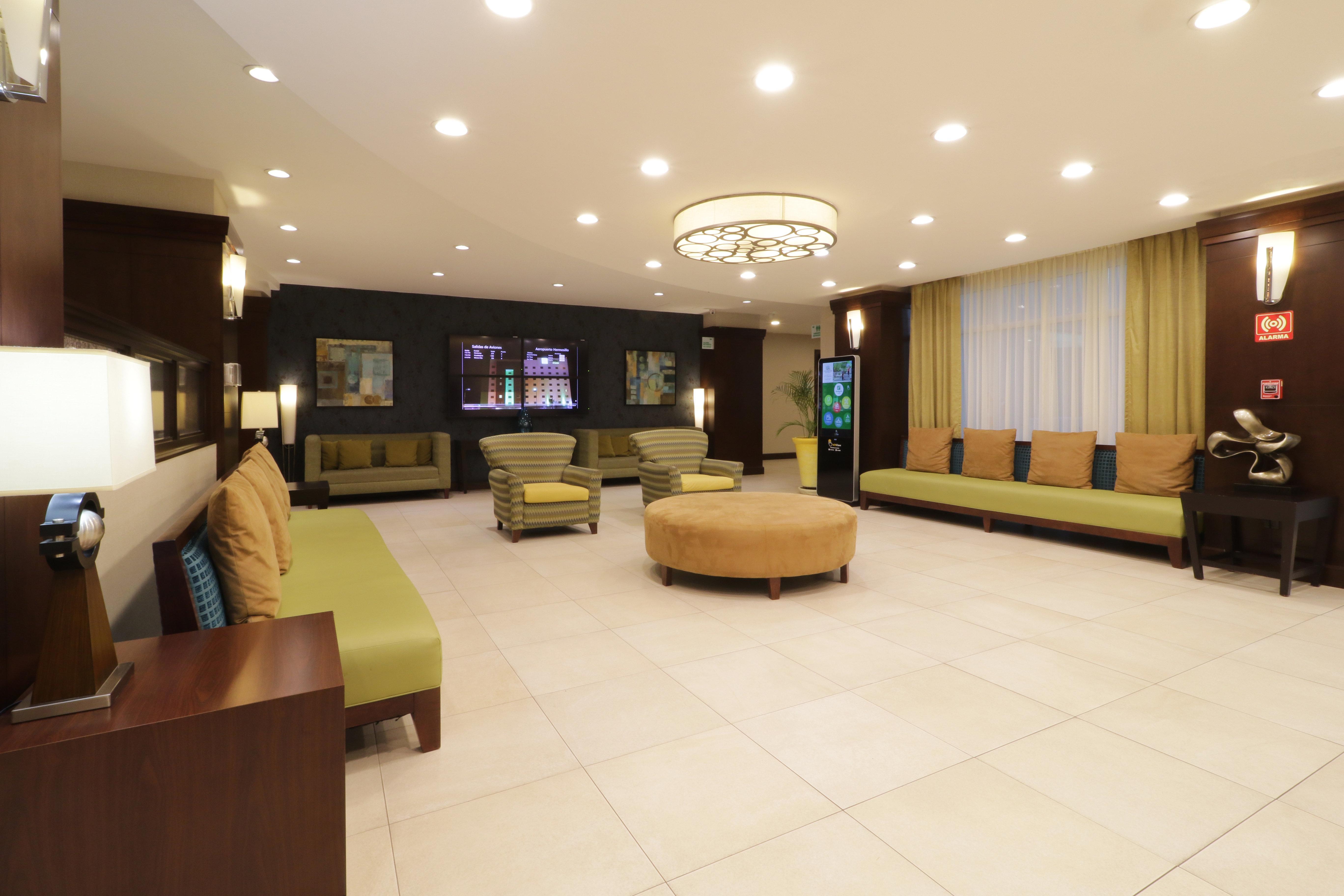 Holiday Inn Hotel & Suites Hermosillo Aeropuerto, An Ihg Hotel Exterior foto